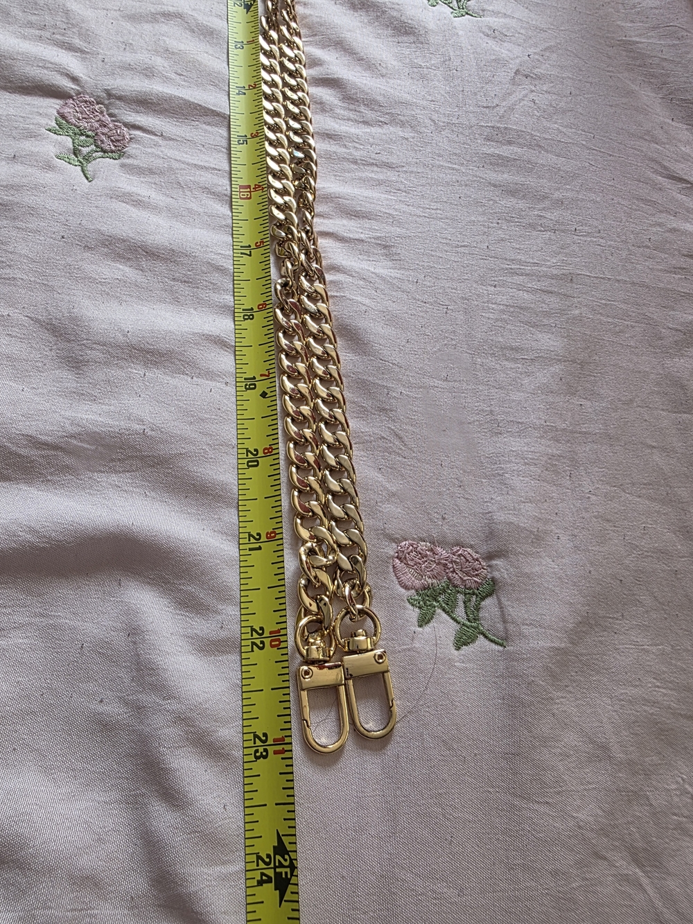 Saint Laurent Black Quilted Envelope Chain Wallet - Picture 9 of 15